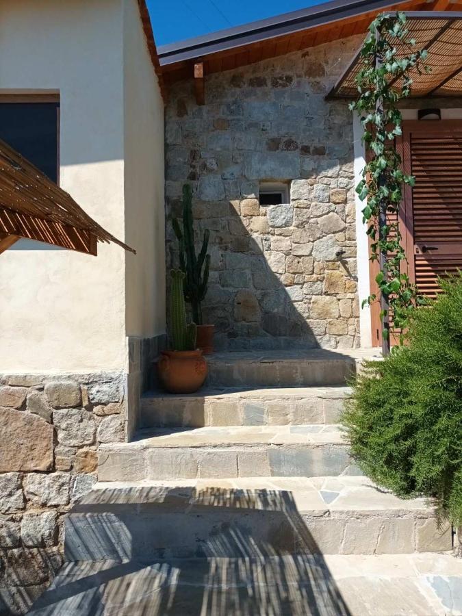 Pietra Fiorita Cottage Pisciotta Exterior photo